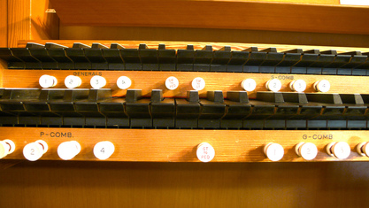 Keyboard and pistons of the Frobenius Organ